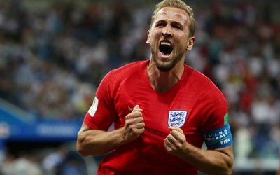 米兰电竞动态-久保建英点球冷静推射得分